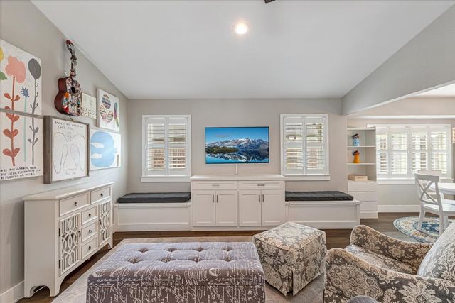 27 Crestwood Drive, Trophy Club, TX 76262