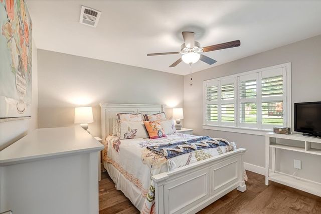 27 Crestwood Drive, Trophy Club, TX 76262