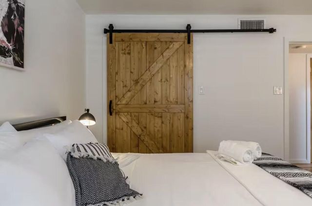 516 Arno Street NE, Albuquerque, NM 87102