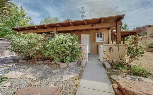 516 Arno Street NE, Albuquerque, NM 87102