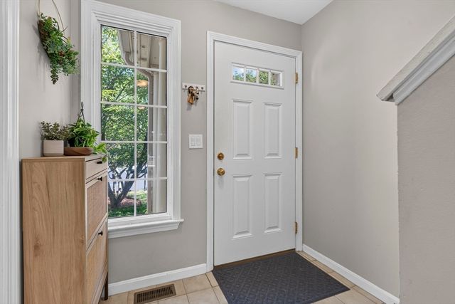 33 Water Street 20, Danvers, MA 01923