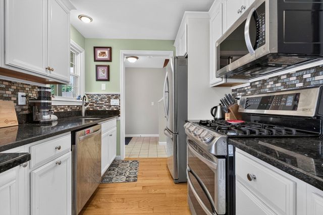 33 Water Street 20, Danvers, MA 01923