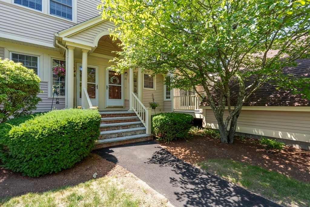 33 Water Street 20, Danvers, MA 01923