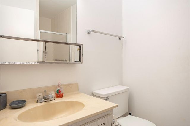 4675 NW 3rd Court B, Delray Beach, FL 33445