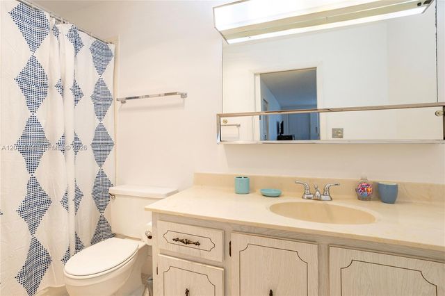 4675 NW 3rd Court B, Delray Beach, FL 33445