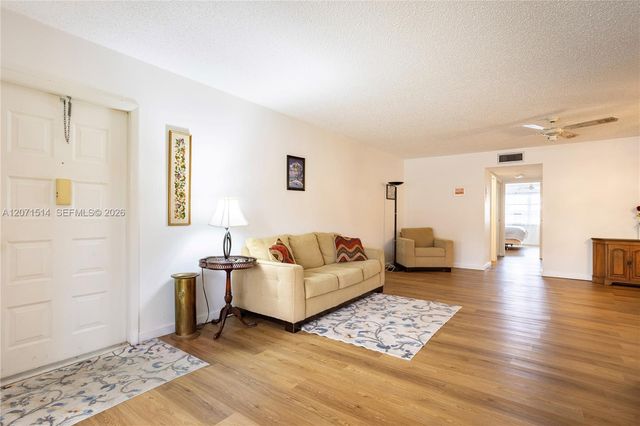 4675 NW 3rd Court B, Delray Beach, FL 33445
