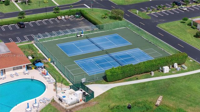 4675 NW 3rd Court B, Delray Beach, FL 33445