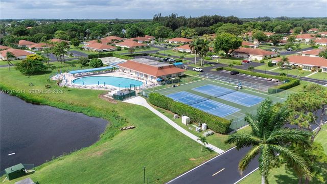 4675 NW 3rd Court B, Delray Beach, FL 33445