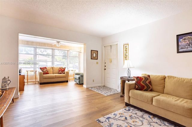 4675 NW 3rd Court B, Delray Beach, FL 33445
