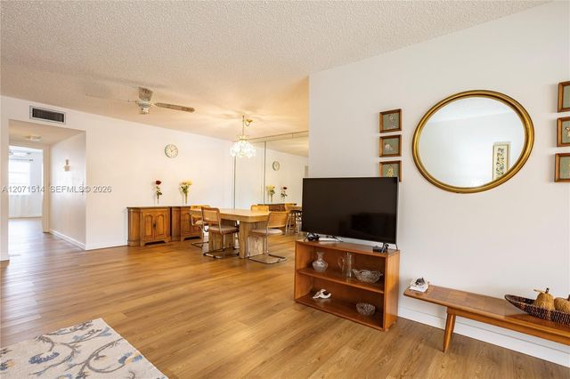 4675 NW 3rd Court B, Delray Beach, FL 33445
