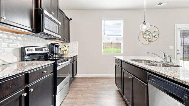 6816 Creekgate Way, Douglasville, GA 30134