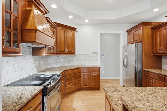 504 EAGLE LAKE DR, Ashland, MO 65010