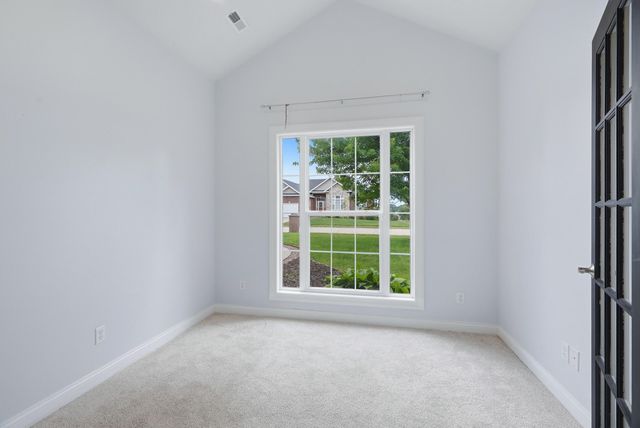 504 EAGLE LAKE DR, Ashland, MO 65010