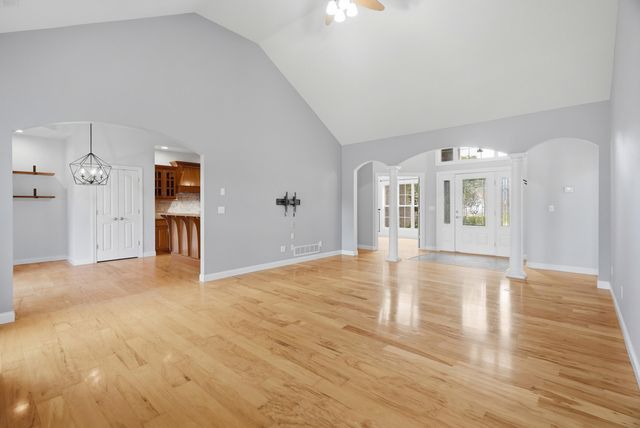 504 EAGLE LAKE DR, Ashland, MO 65010