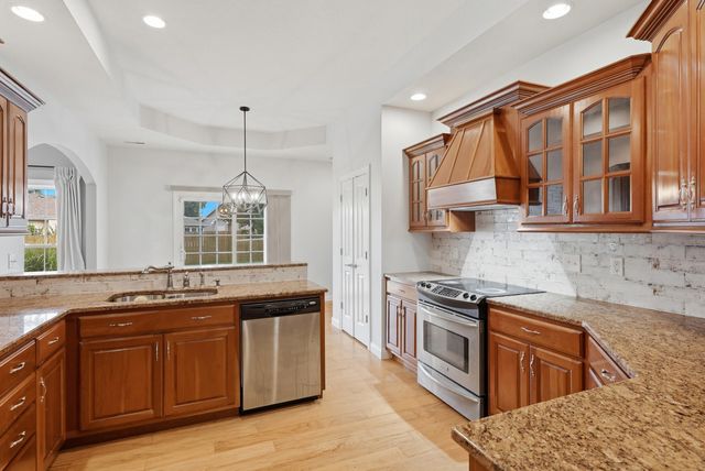 504 EAGLE LAKE DR, Ashland, MO 65010