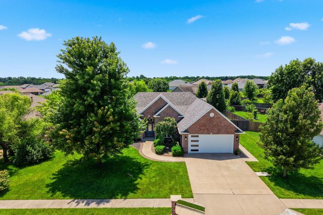 504 EAGLE LAKE DR, Ashland, MO 65010