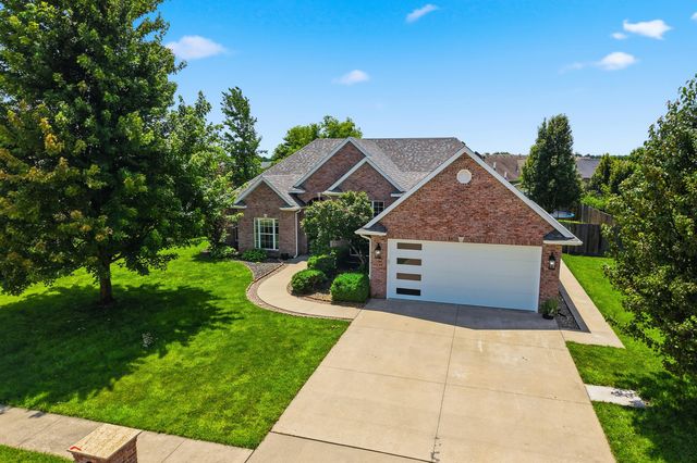 504 EAGLE LAKE DR, Ashland, MO 65010
