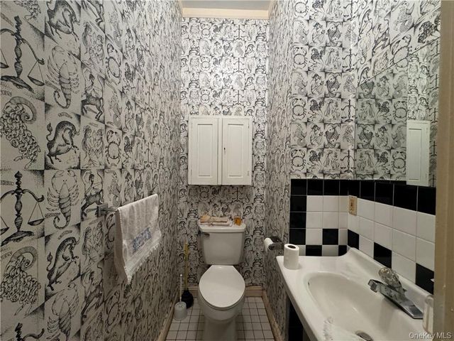 255 Howells Road, Middletown, NY 10940