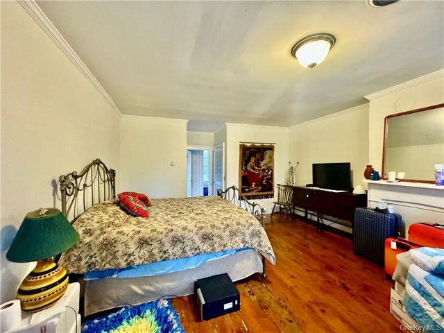 255 Howells Road, Middletown, NY 10940