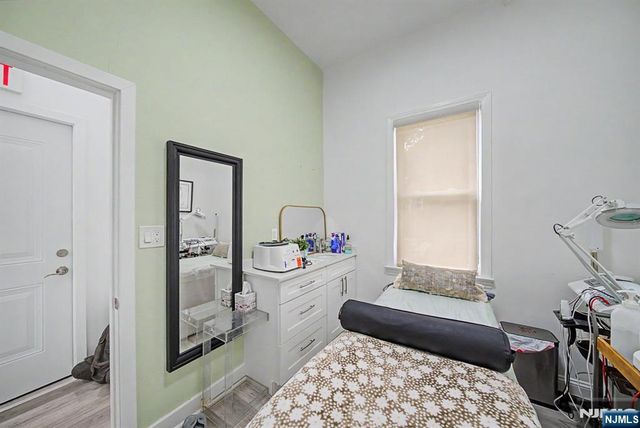 163 Front Street, Secaucus, NJ 07094