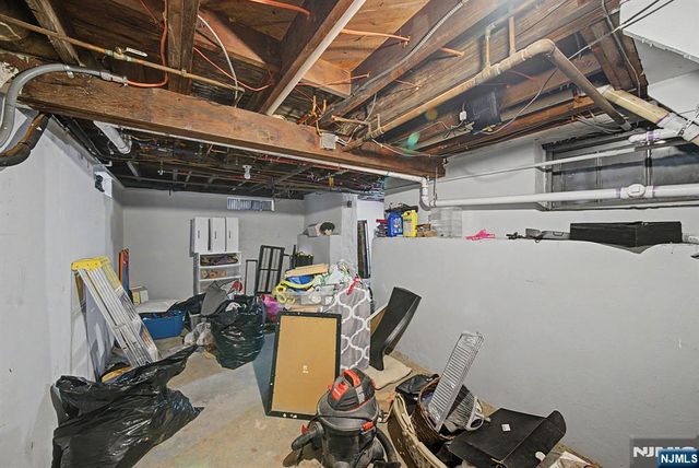 163 Front Street, Secaucus, NJ 07094