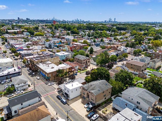 163 Front Street, Secaucus, NJ 07094