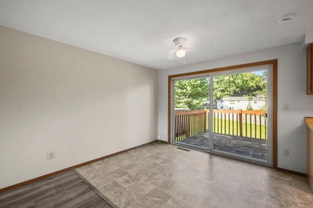 718 Bickley Court, Stoughton, WI 53589
