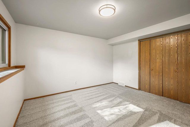 718 Bickley Court, Stoughton, WI 53589
