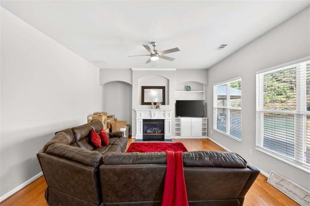 5625 Jamerson Drive, Atlanta, GA 30349