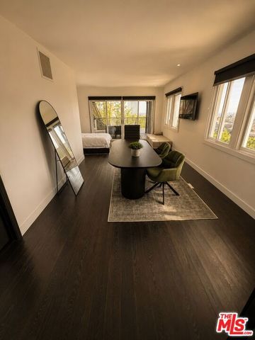 8810 Hollywood Boulevard, West Hollywood, CA 90069