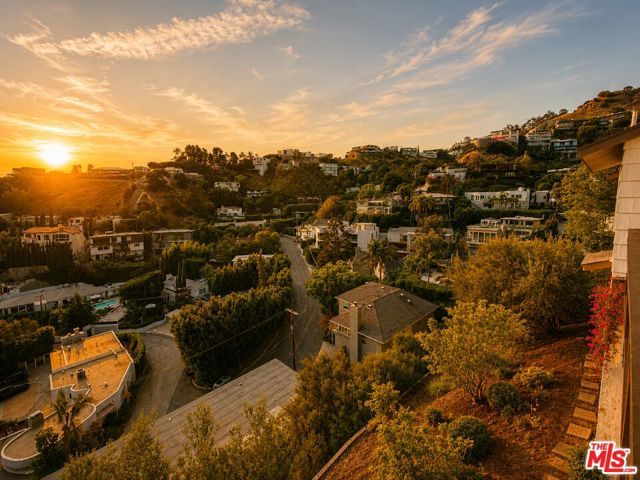 8810 Hollywood Boulevard, West Hollywood, CA 90069