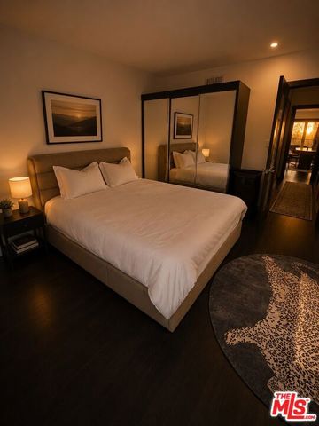 8810 Hollywood Boulevard, West Hollywood, CA 90069