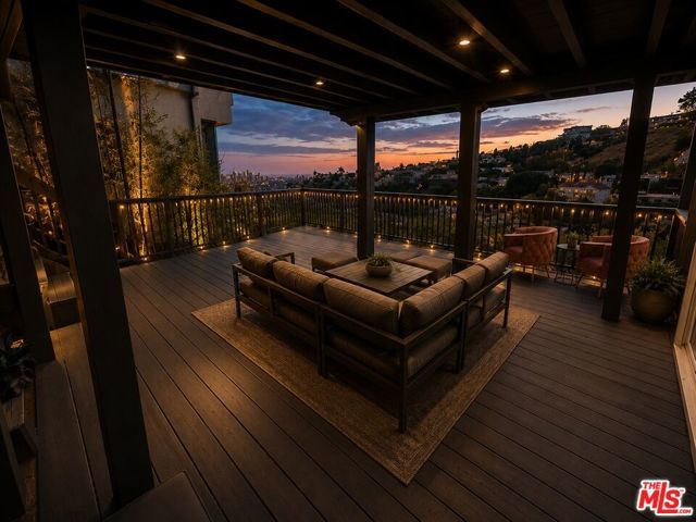 8810 Hollywood Boulevard, West Hollywood, CA 90069