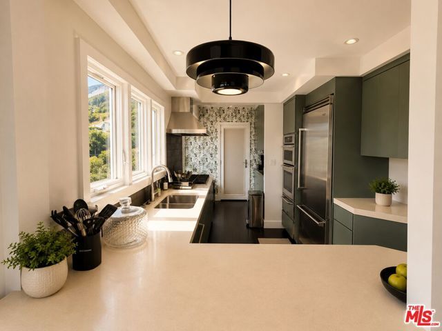 8810 Hollywood Boulevard, West Hollywood, CA 90069