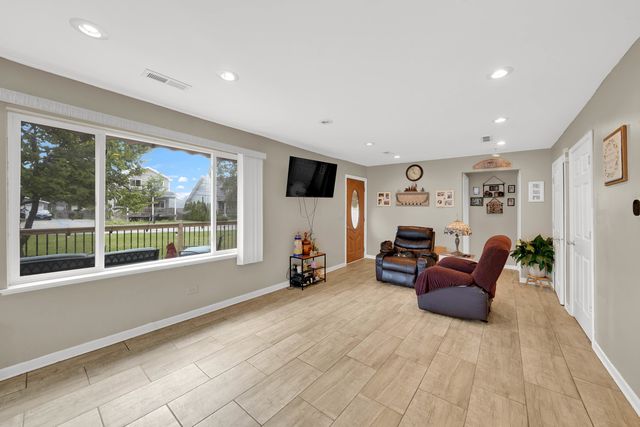 15929 Lorel Avenue, Oak Forest, IL 60452