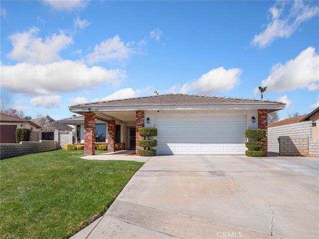 12790 Amberwood Lane, Victorville, CA 92395