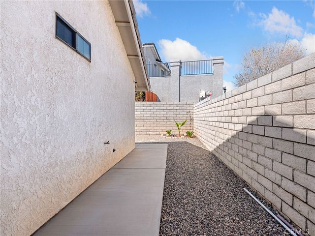 12790 Amberwood Lane, Victorville, CA 92395