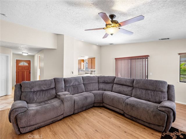 12790 Amberwood Lane, Victorville, CA 92395