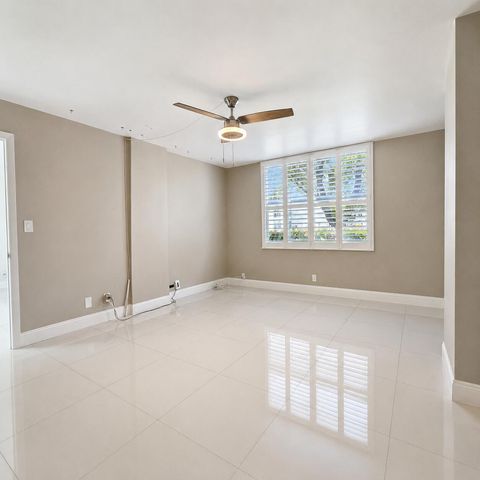 117 ROYAL PARK Drive 1H, Oakland Park, FL 33309