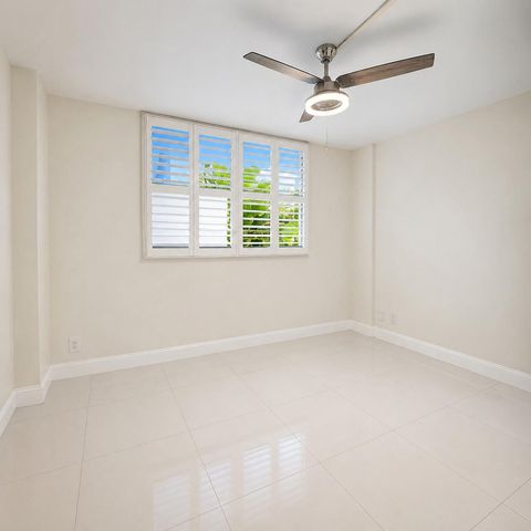 117 ROYAL PARK Drive 1H, Oakland Park, FL 33309