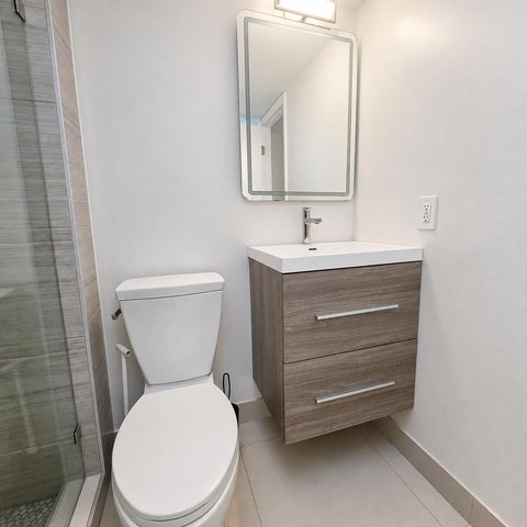 117 ROYAL PARK Drive 1H, Oakland Park, FL 33309