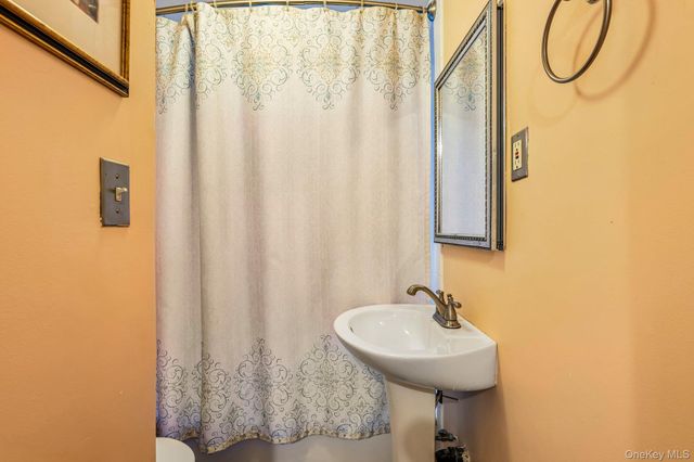 47 White Avenue, Nyack, NY 10960
