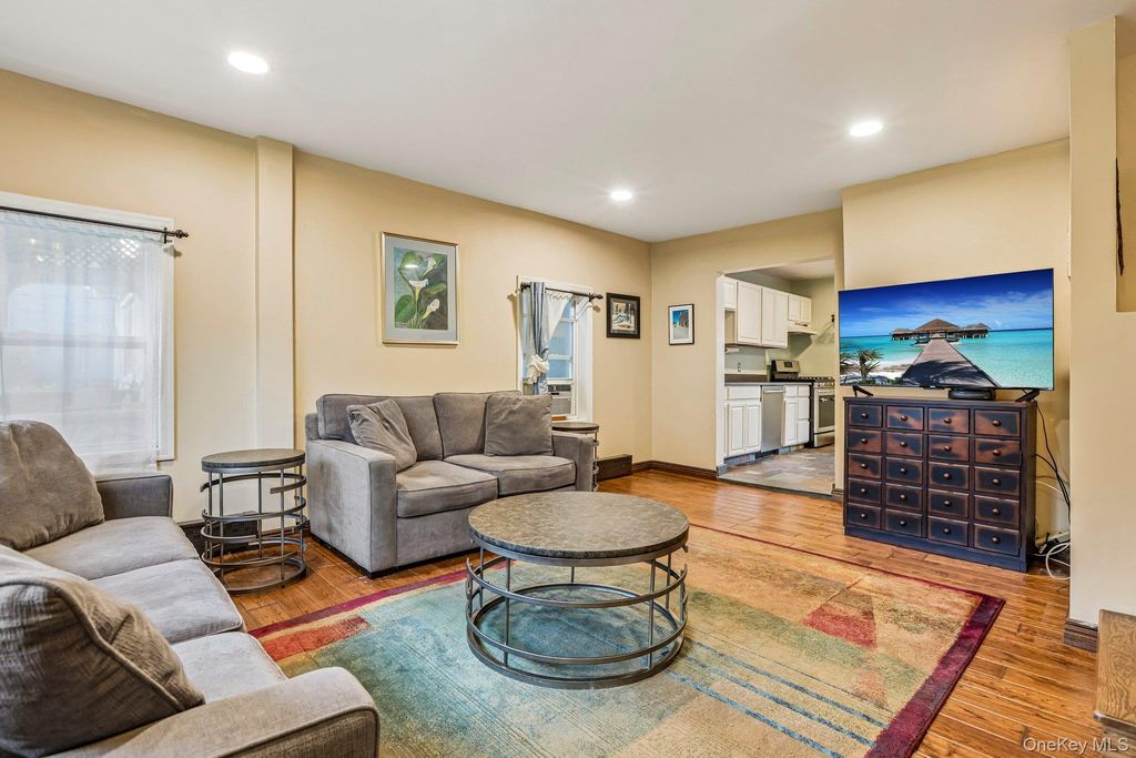47 White Avenue, Nyack, NY 10960 — photo 2