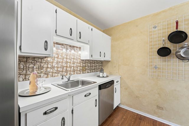 720 Wellington Avenue 509, Elk Grove Village, IL 60007