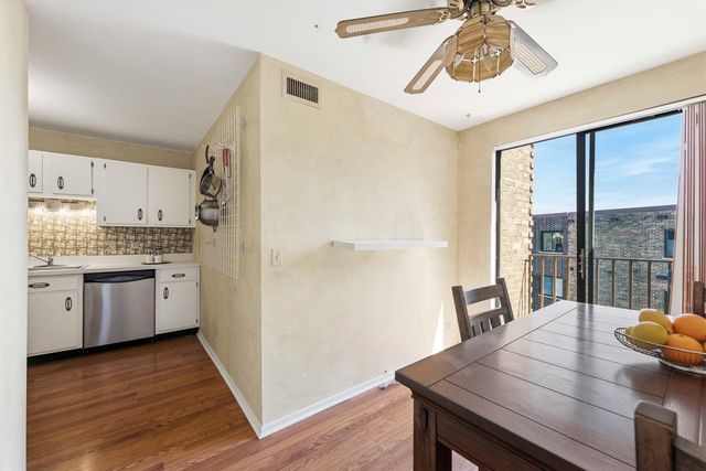 720 Wellington Avenue 509, Elk Grove Village, IL 60007