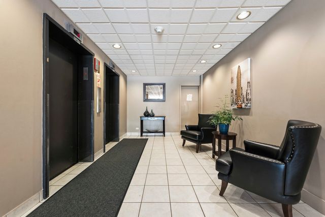 720 Wellington Avenue 509, Elk Grove Village, IL 60007