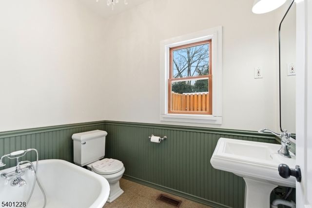 7 Arrowhead Dr, Wantage Twp., NJ 07461