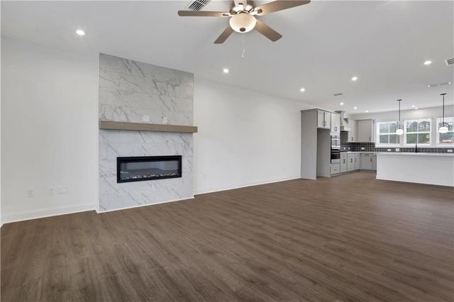 6005 Haviland Alley 44, Sugar Hill, GA 30518