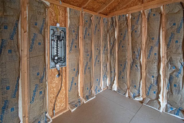 140 Lagoon Ct, Point Blank, TX 77364