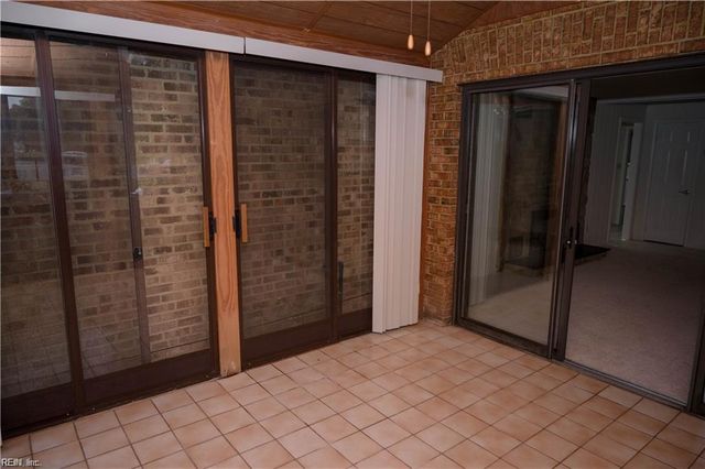 1028 Camino Real S, Virginia Beach, VA 23456